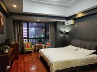 蚌埠胜境主题酒店万达公寓店 - 经典大床房