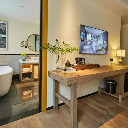 Yiman Hotel (Suzhou Guanqianjie Pingjiang Road Scenic Area)