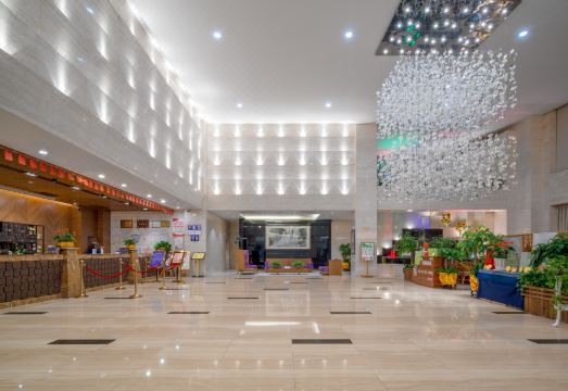 구이양 린청 완이 호텔 전경