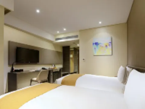 Hualien Holiday Hotel Hotels near Farglory Ocean Park