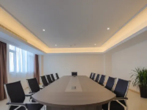 Vienna International Hotel (Ningling Zhanggong Road) Hotels in Ningling