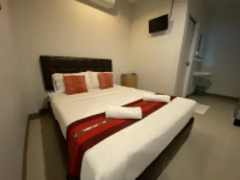 Retro Twin Home @Maesot Hotels in Mae Sot