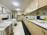 Dian Xing Apartment (Store at Baiziwan Metro Station, Guomao CBD, Beijing) - Condos