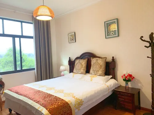 Chongzhou Junhao Inn