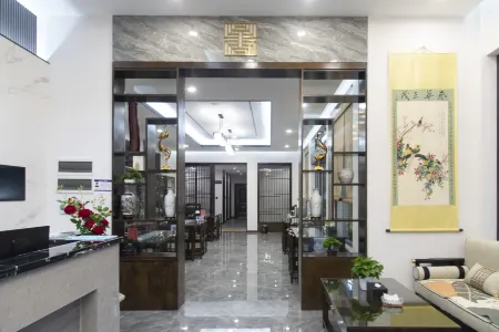 Hongjiang Qianyangdi Hotel Отели рядом с достопримечательностью «Furong House, Qiangyang Ancient Town»