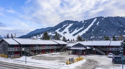 Mountain Modern Jackson Hole Отели рядом с достопримечательностью «Сноу Кинг Маунтин»