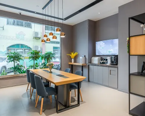 HomeInnSelected (Guangzhou International Financial City Olympic Sports Center Branch) Fasilitas Bisnis Photos