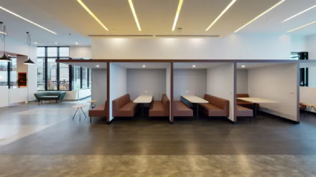 Essence Hotel Carlton