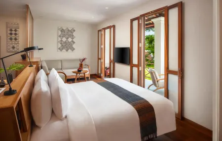 Avani+ Luang Prabang Hotel Отели рядом с достопримечательностью «Wat Xieng Muan»