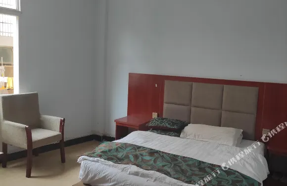 綠春宜家快捷酒店