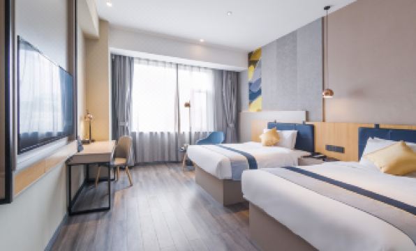 Homeinn Selected Hotel (Lvliang Binhe South Donglu)