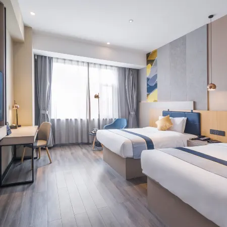 Homeinn Selected Hotel (Lvliang Binhe South Donglu)