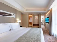 The Royal Garden Hotel Hotels near East Tsim Sha Tsui Station Exit P2