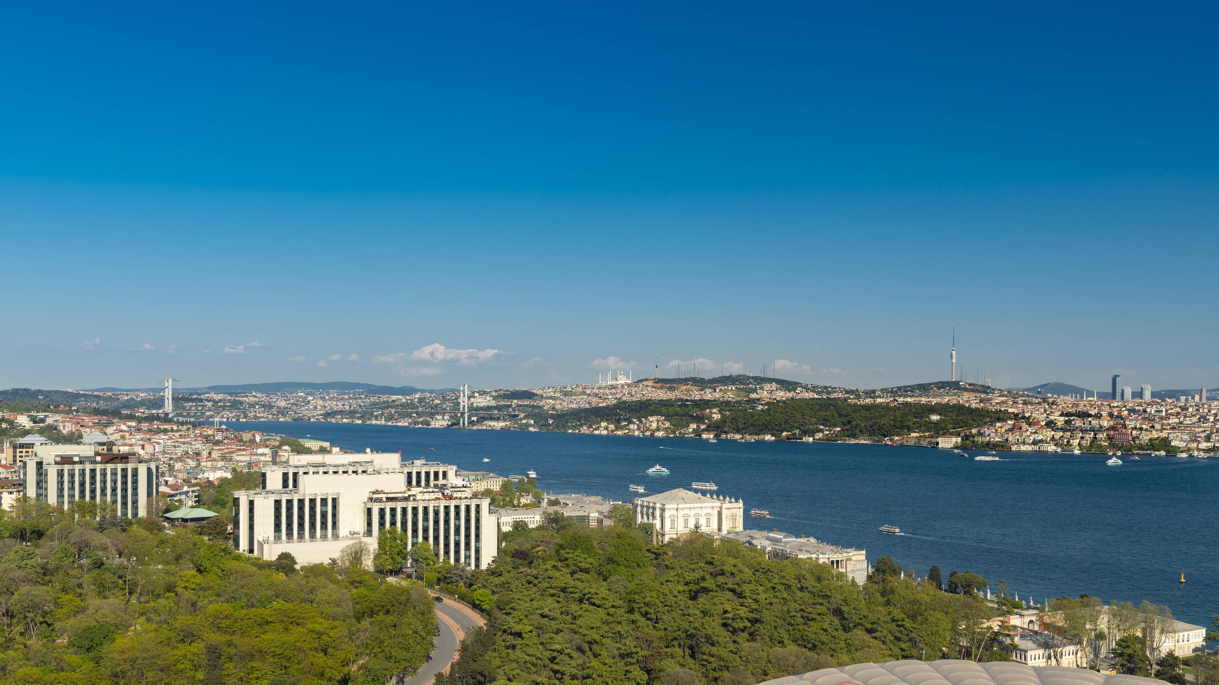 The Ritz-Carlton, Istanbul (The Ritz-Carlton, Istanbul at The Bosphorus)