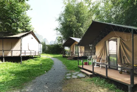 Ye Sen Hot Air Balloon Camp Отели рядом с достопримечательностью «The Fenglin (Rock Forest) Jiuchongtian (“Ninth Heaven”) Scenic Area»