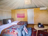 Wumeng Prairie Barbecue City Characteristic yurt