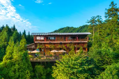 Xiangshanlou Garden Homestay Hotels in Qionglai City