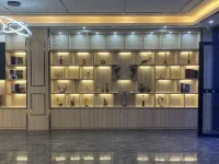 Raoping Pu'erman Light Luxury Apartment