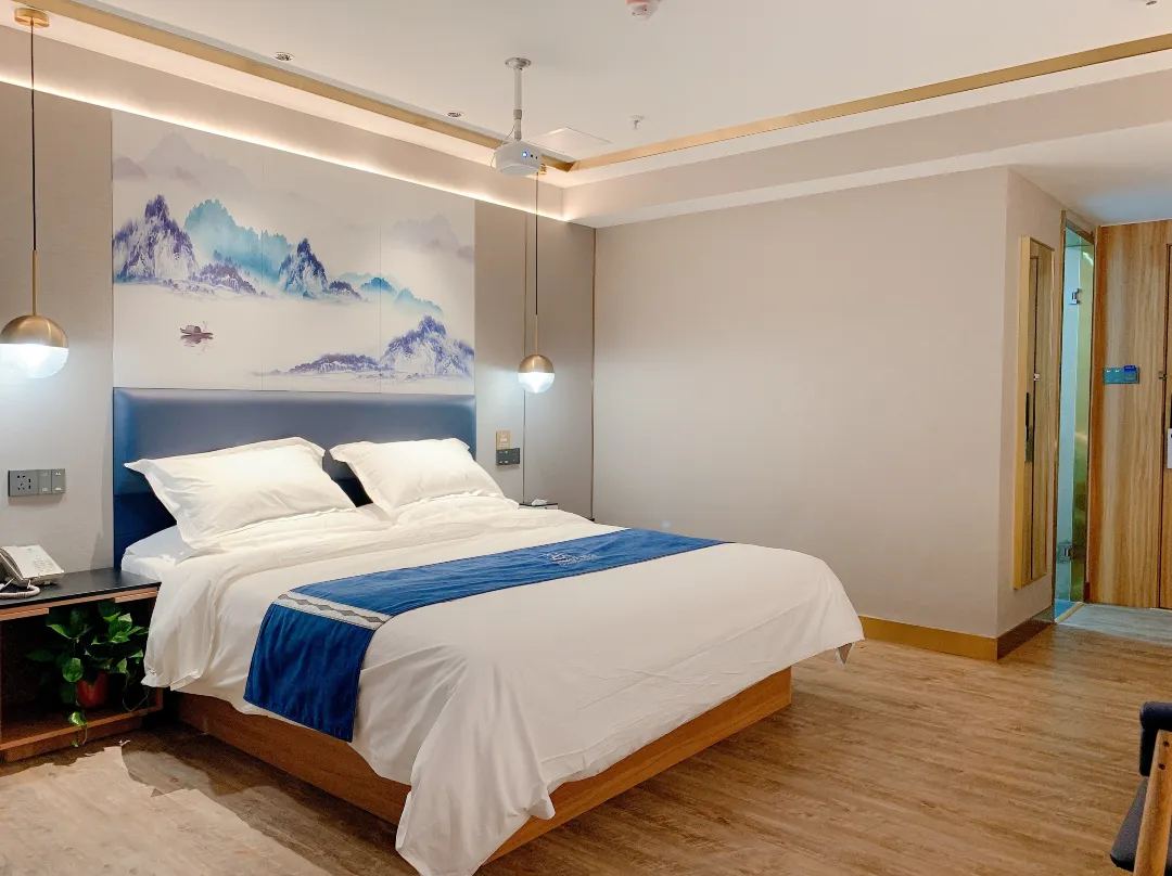 Luohe Xihai Hehui Hotel - 뤄허 시