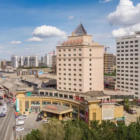 Huadong Hotel