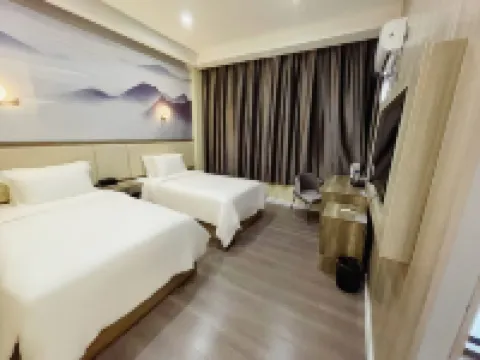 Nice Garden  Hotel (Junan Lingang District Government)