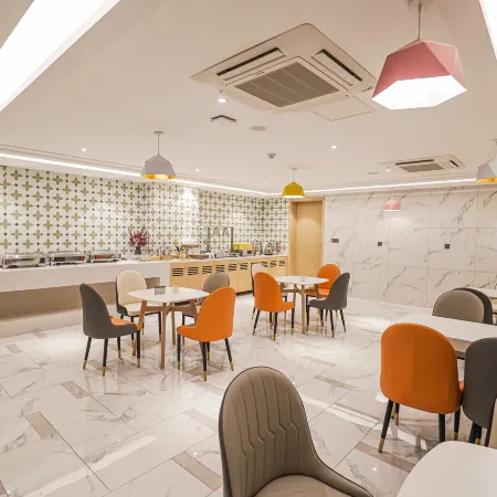 Baiyulan Hotel (Linyi Tancheng Renmin Road Branch)