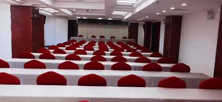 Wuyuan Haitian Hotel Отели в г. Вэйюань