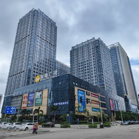 Yisu Artistichome Homestay (Zhanjiang Wanda Rongsheng Branch)