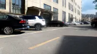 Grand New Century Hotel - parking
