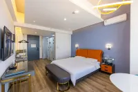 Jiuquan Fanbo Hotel (Wanda Plaza Branch) - Mountain view