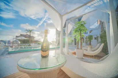 Dream Island Resort