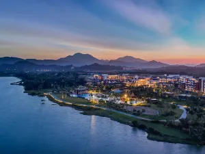 DoubleTree by Hilton Hainan-Xinglong Lakeside