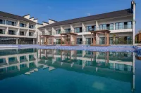 Wunvzhou Dreamless Lake Resort Hotel - Romantic