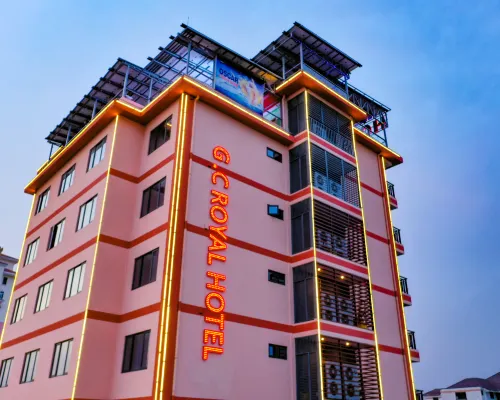 G.C Royal Hotel Hotels near Independence Arch