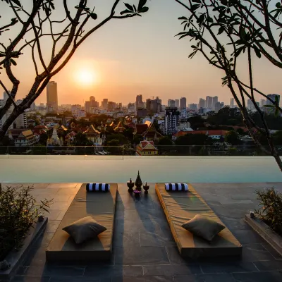 GLOW PARK HOTEL Grand Royal Palace Hotels near Wat Botum Park