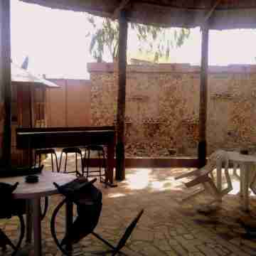 Golden Palace Guest Inn Hotel Exterior