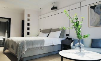 Chitose Homestay (Outlets)