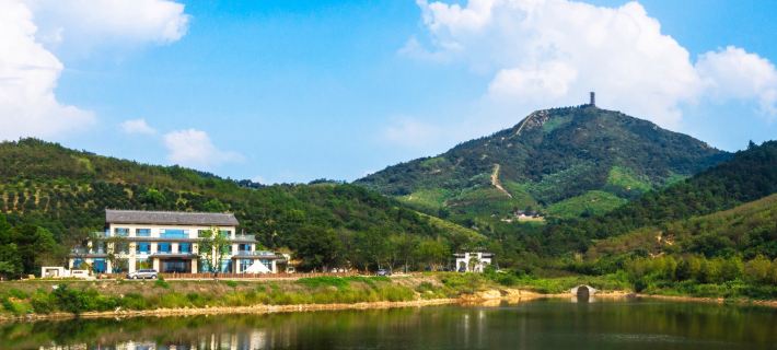 Lijiang Yefu Mountain Lixi Xiaoyuan Resort Villa Hotels in Lujiang