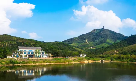 Lijiang Yefu Mountain Lixi Xiaoyuan Resort Villa