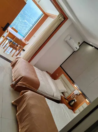 Zhenxiong Wanxing Hotel (Tangfang Town Branch) Отели в г. Чженьсюн