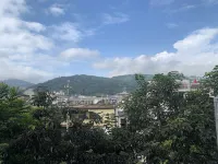 Lancang Hongsheng Hotel