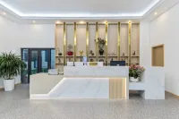 Hidden Rock Hot Spring Garden Hotel Hotel di Chuxiong