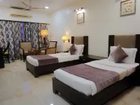 Hotel Aditya - bar