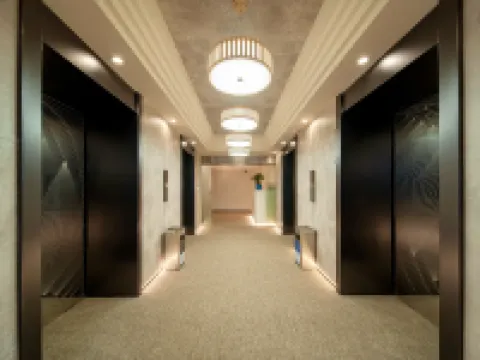 Chongqing Yanyu Hotel (Jiefangbei Pedestrian Street Hongyadong Branch) Hotels in Chongqing