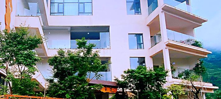 Xunmeng IMAX Cinema Homestay Hotels in Xuanwei