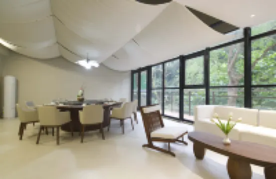 山嶼溪·愛琴海城堡酒店（黃山翡翠谷店）