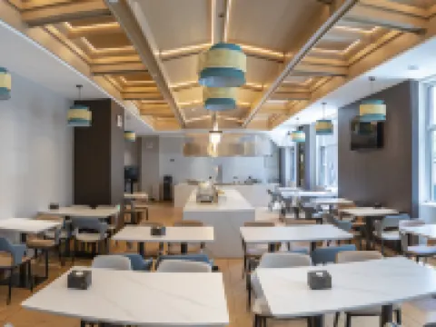 โรงแรมซีซงชาน โรงแรมในเติงเฟิง