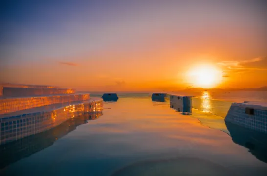 Sunset, Sicilian Beauty (Huidong Double Moon Bay lovers embankment shop) Hotels near Double-Moon Bay Observation Deck