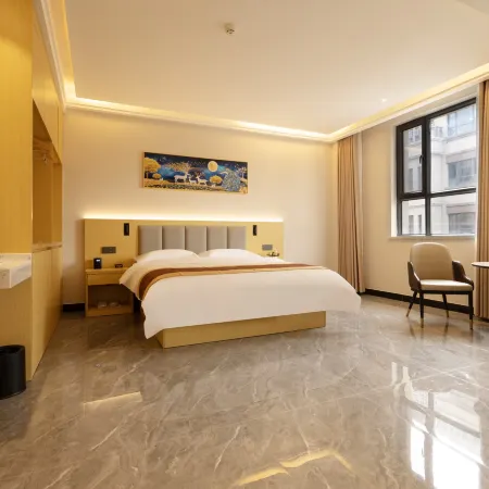 Yining Jialv Hotel (Yining Railway Station)