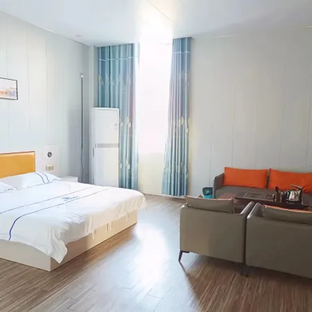 Lantian Ge Hotel